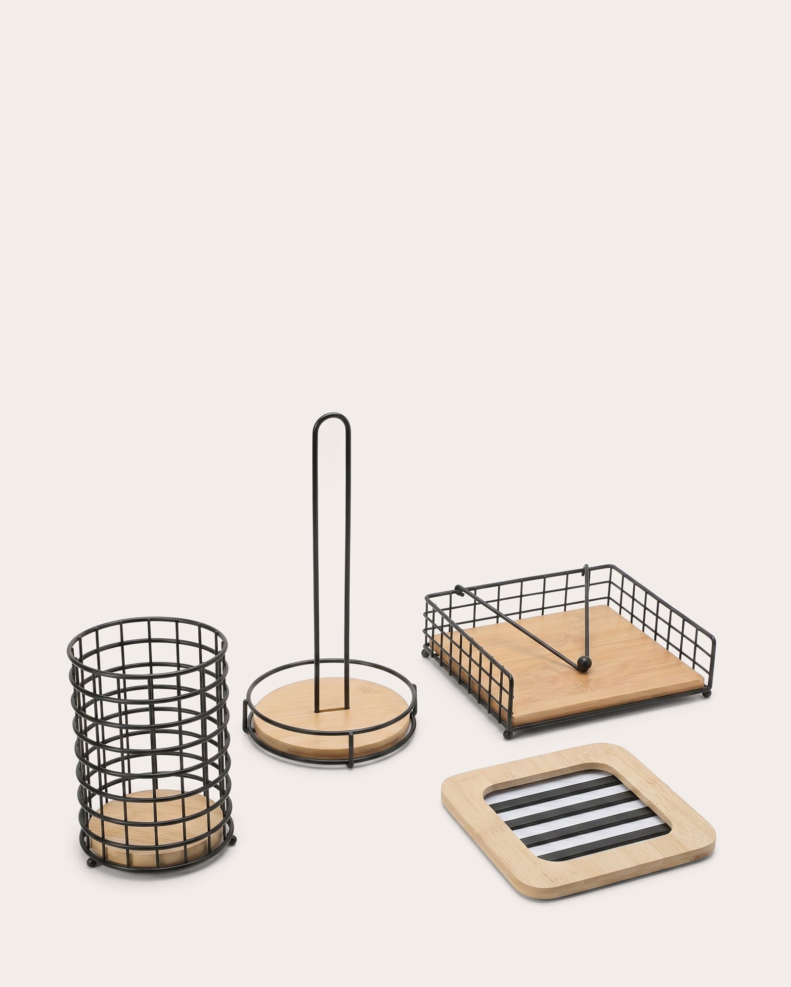 Kit porta guardanapo 20x20cm + porta utensílios 13x17,5cm + porta papel toalha aramado 17x32cm + descanso de panela Classic 17x17cm - multicor | Casa Riachuelo