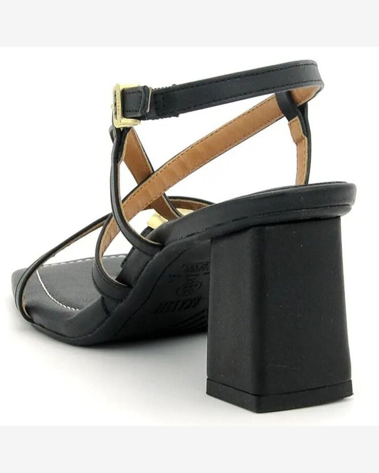 Sandália Vizzano Salto Bloco Detalhe Feminina Preto Preto Riachuelo
