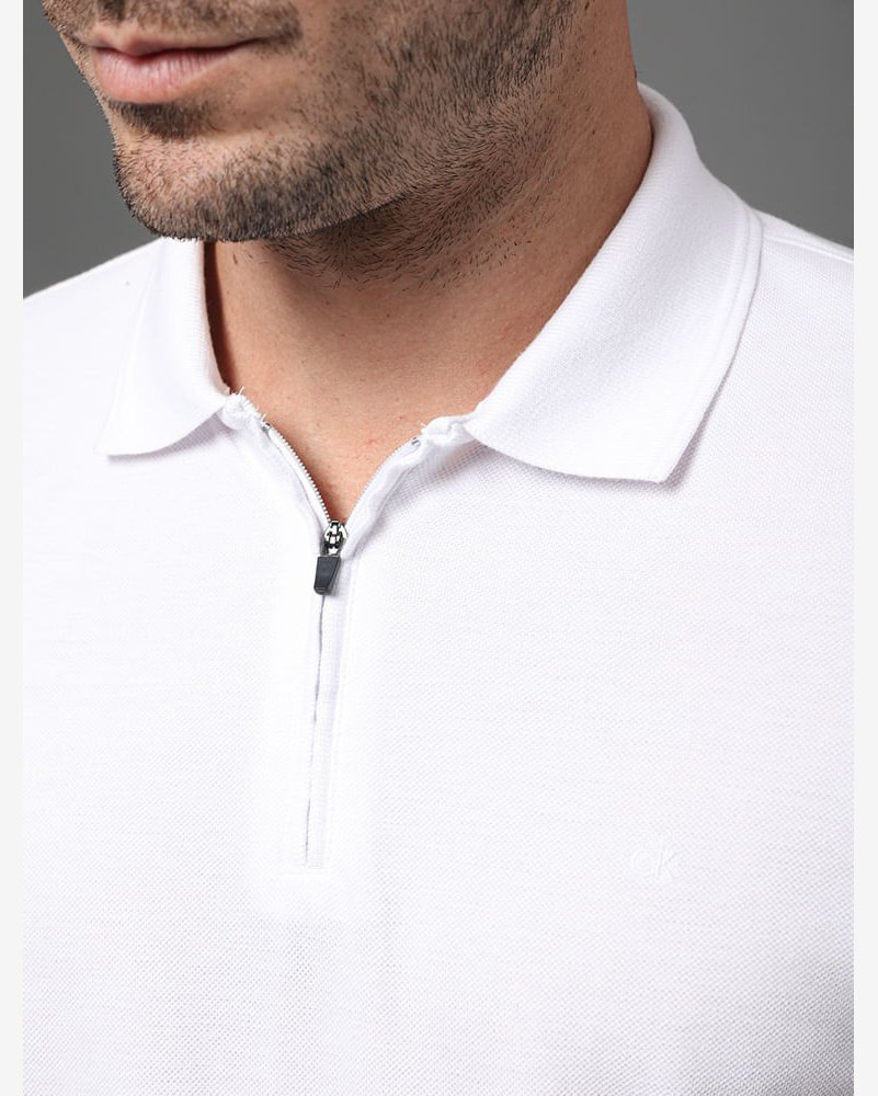 Polo Masculina Slim Meio Zíper Calvin Klein - Branco