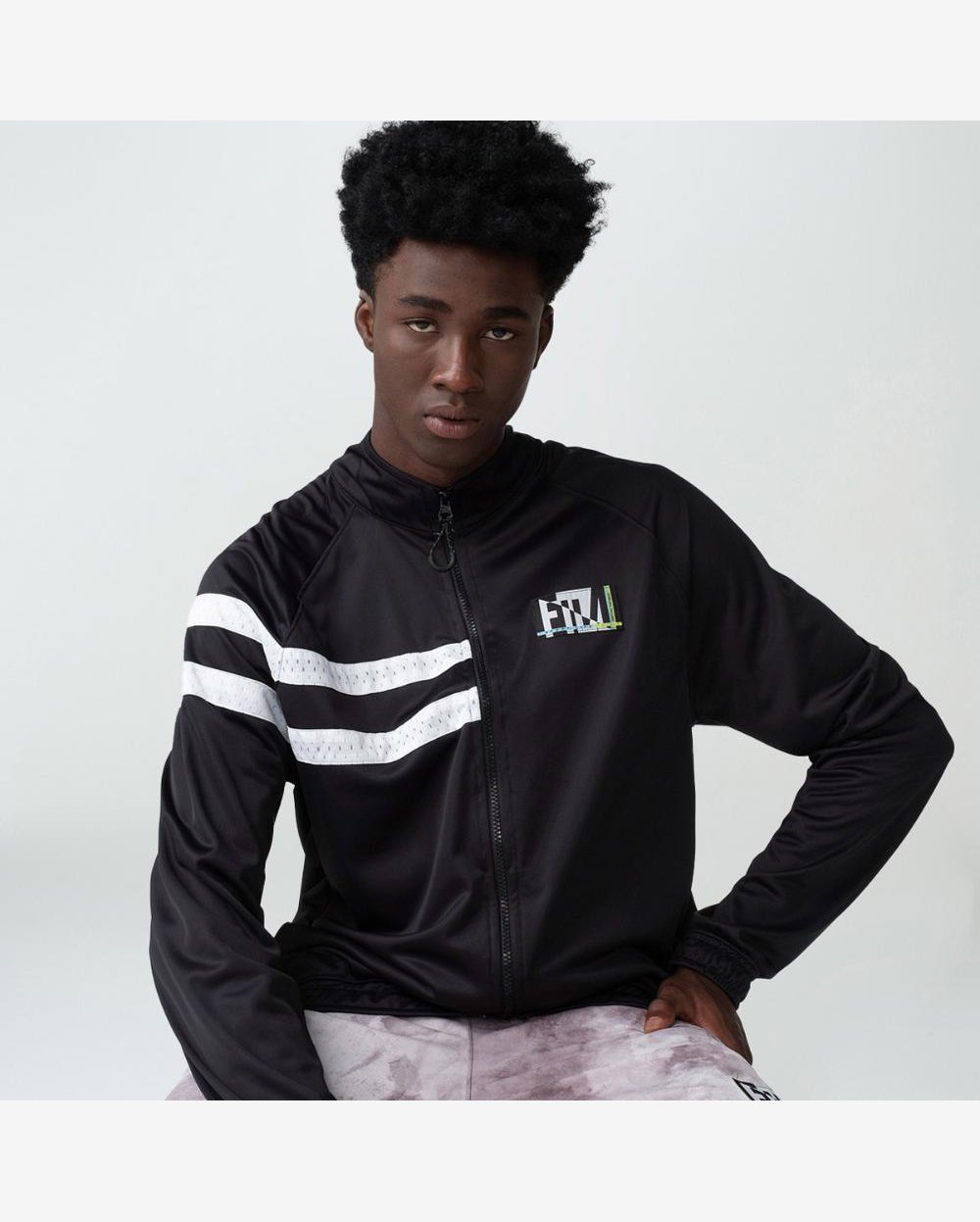 Jaqueta Fila Street Hop Preto e Branco