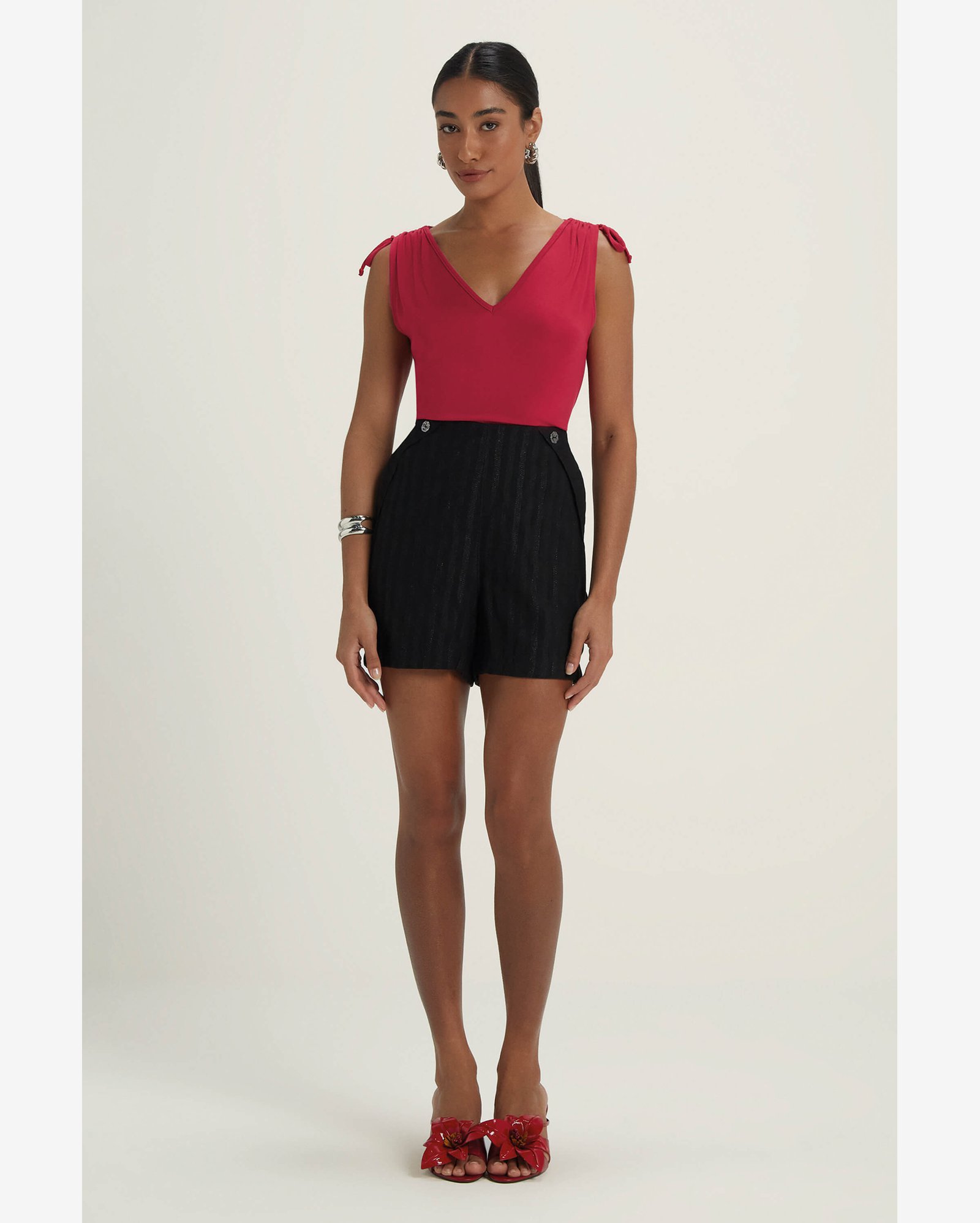 Short Feminino Listrado Lurex Marialícia Preto