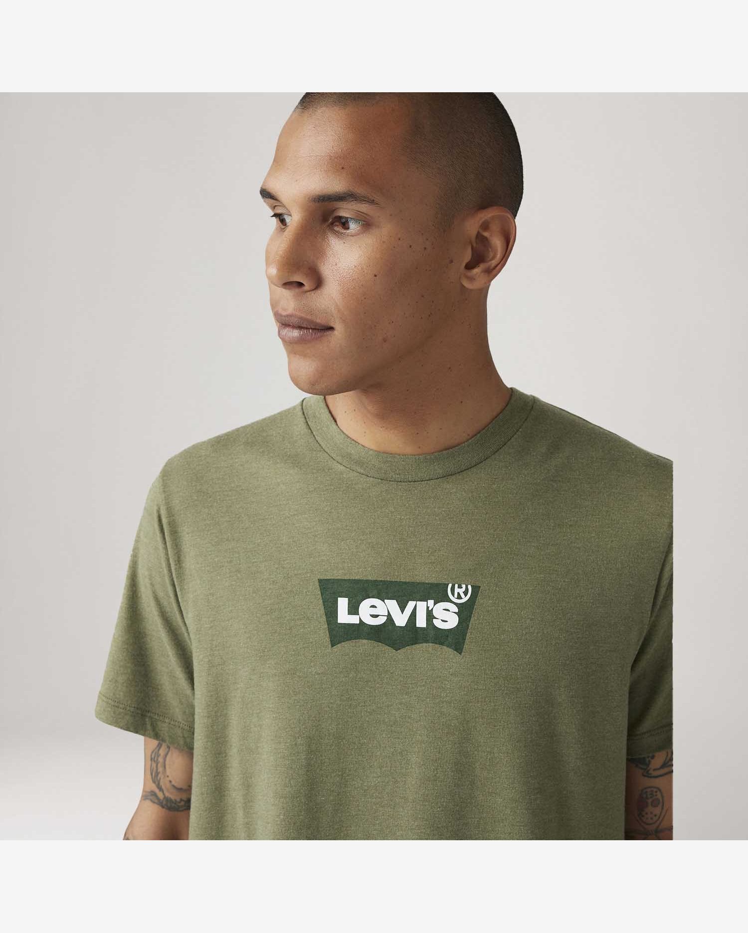 Camiseta Levi's® Graphic Crewneck Verde Manga Curta