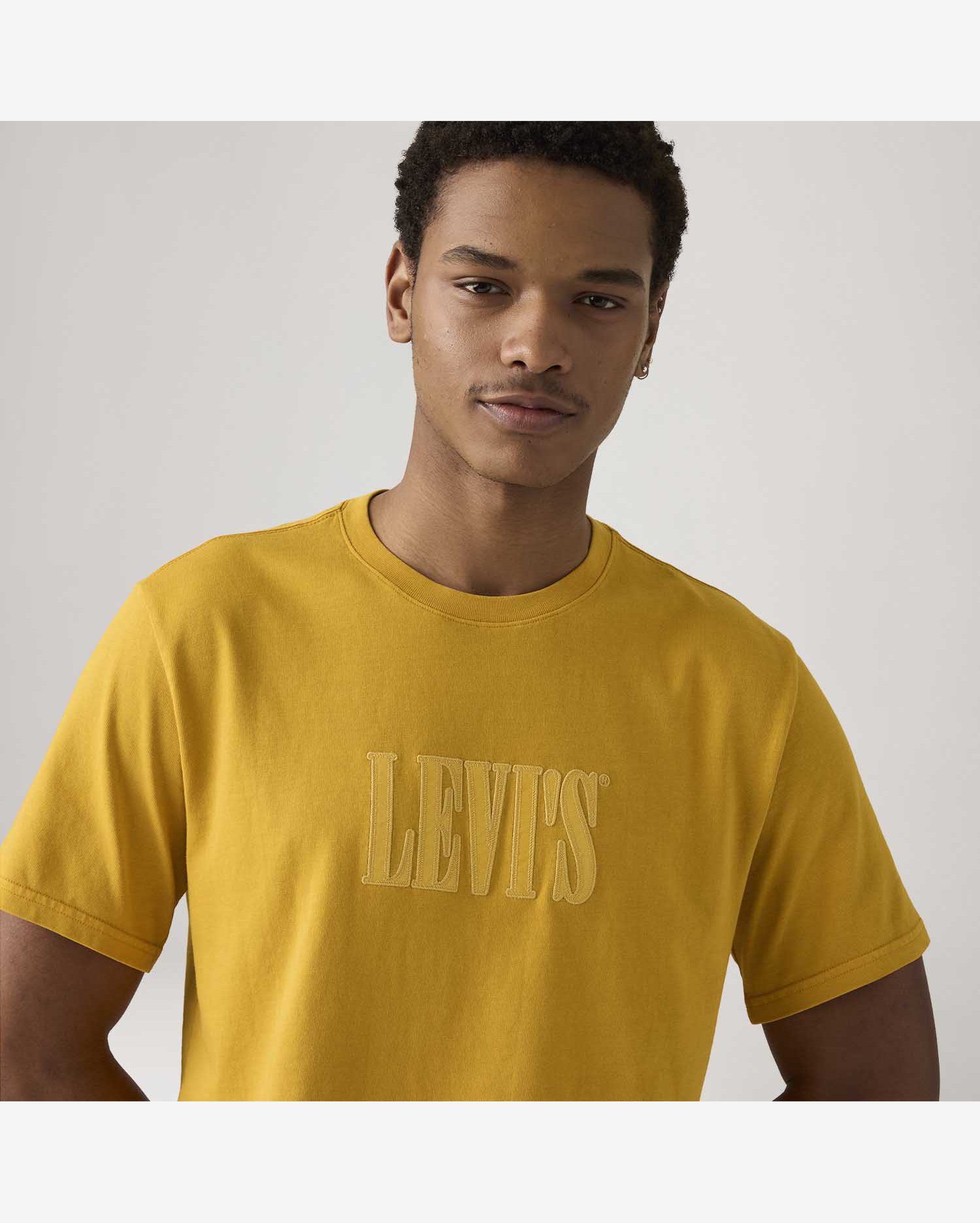Camiseta Levi's® Relaxed Amarelo