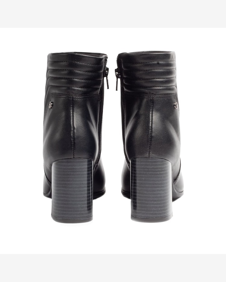 Bota Feminina Ramarim Cano Curto Salto Bloco Preto