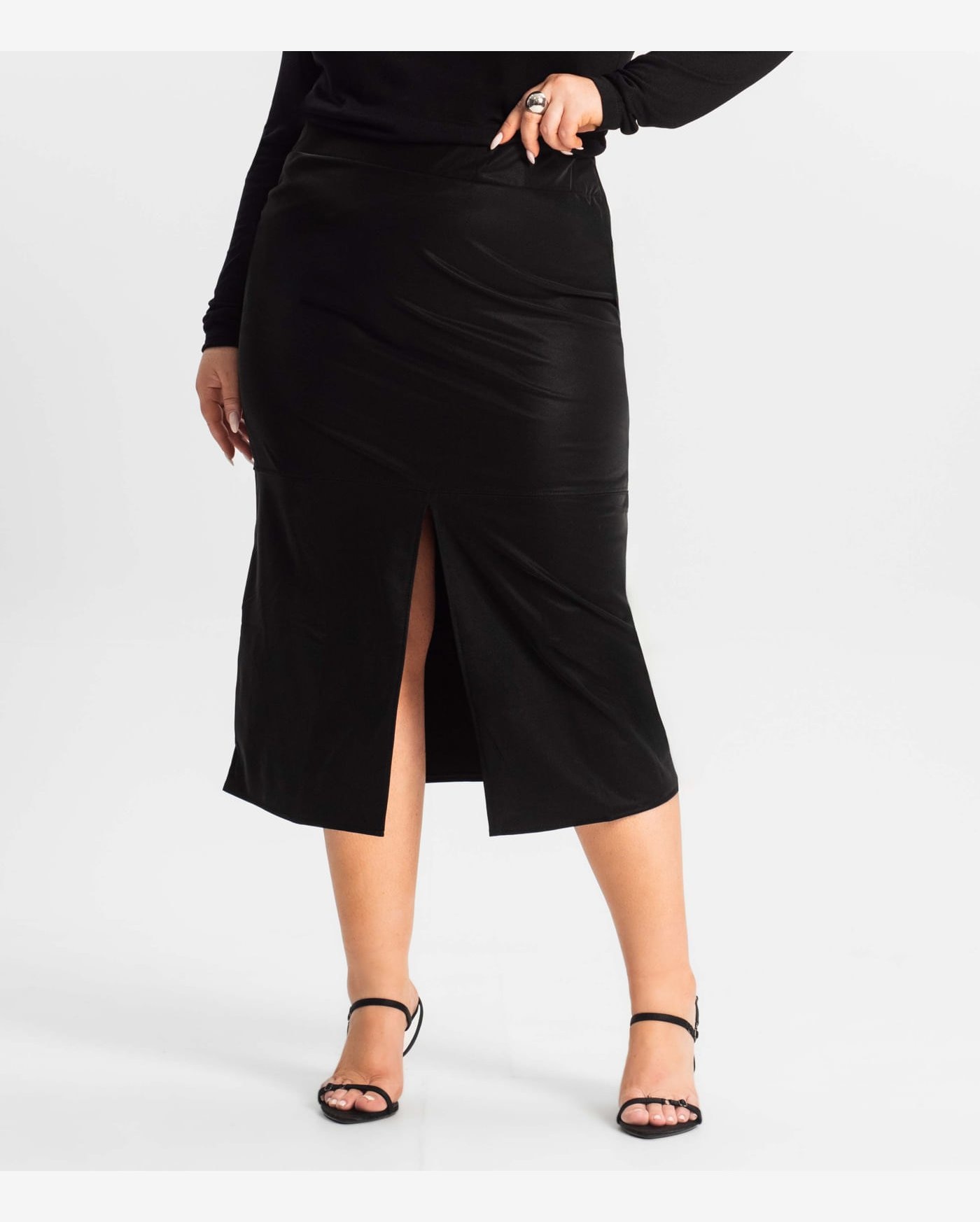 Saia Midi Plus Size Com Fenda Secret Glam Preto