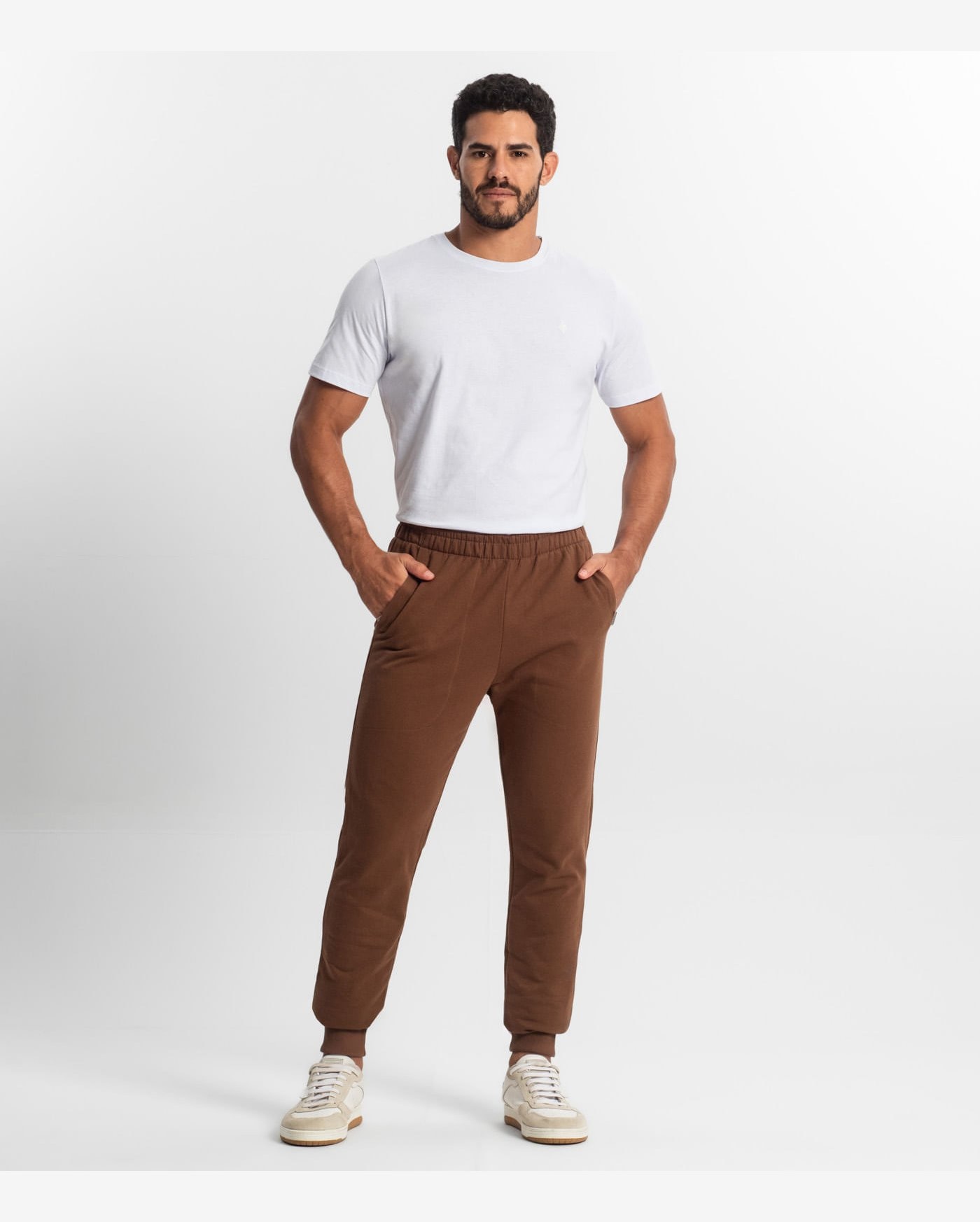 Calça Masculina Plus Size Em Moletom Diametro Marrom