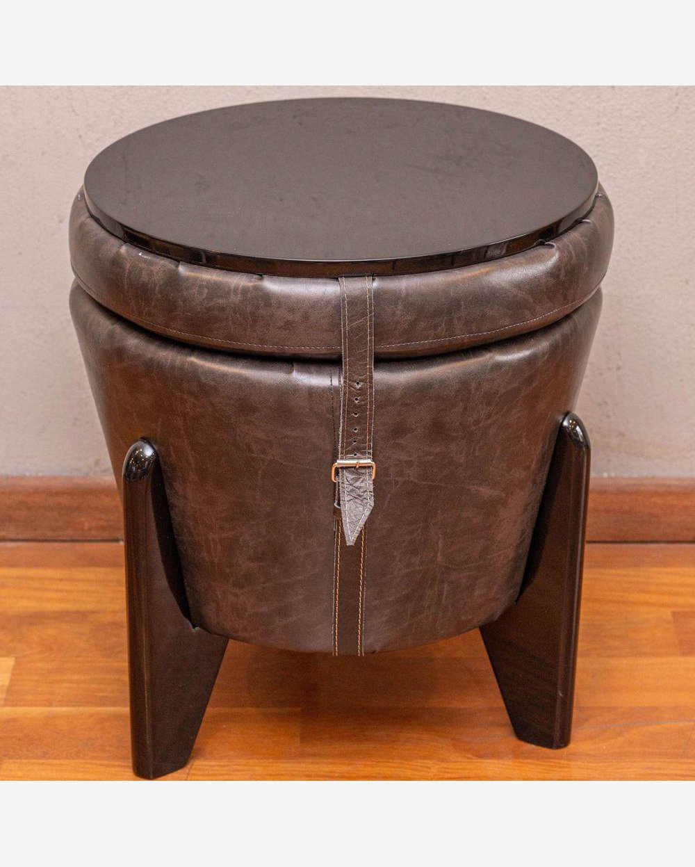 Puff Baú Flex Couro Hibrido Preto com Tampo e Pés Laca Preto 46 cm - 71407