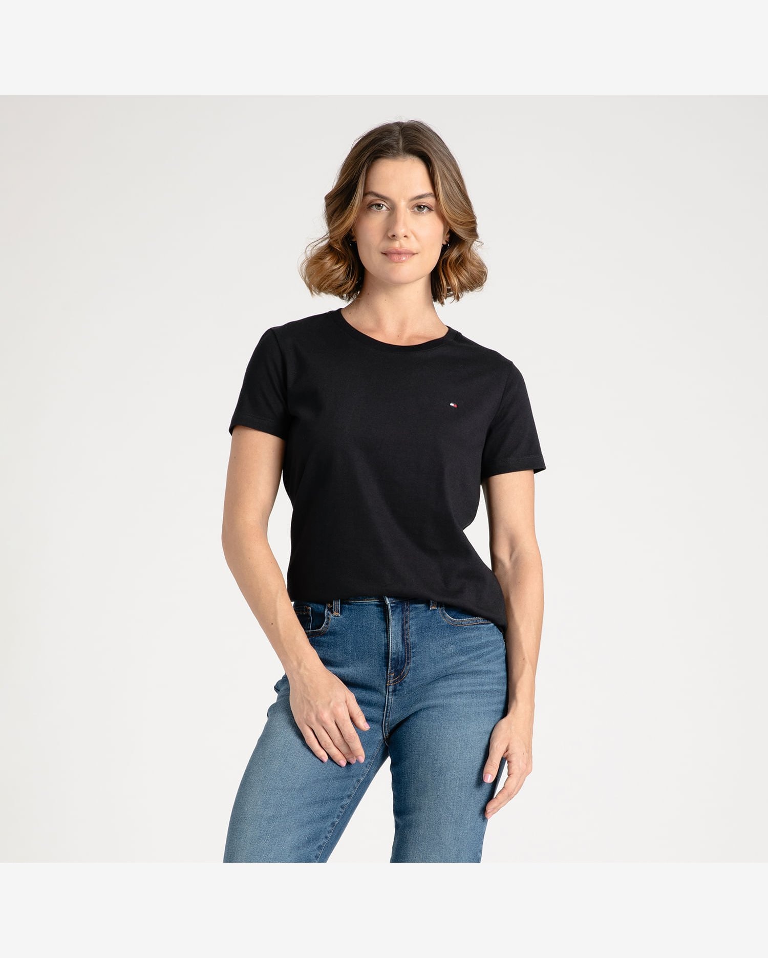 Camiseta Clássica Gola C