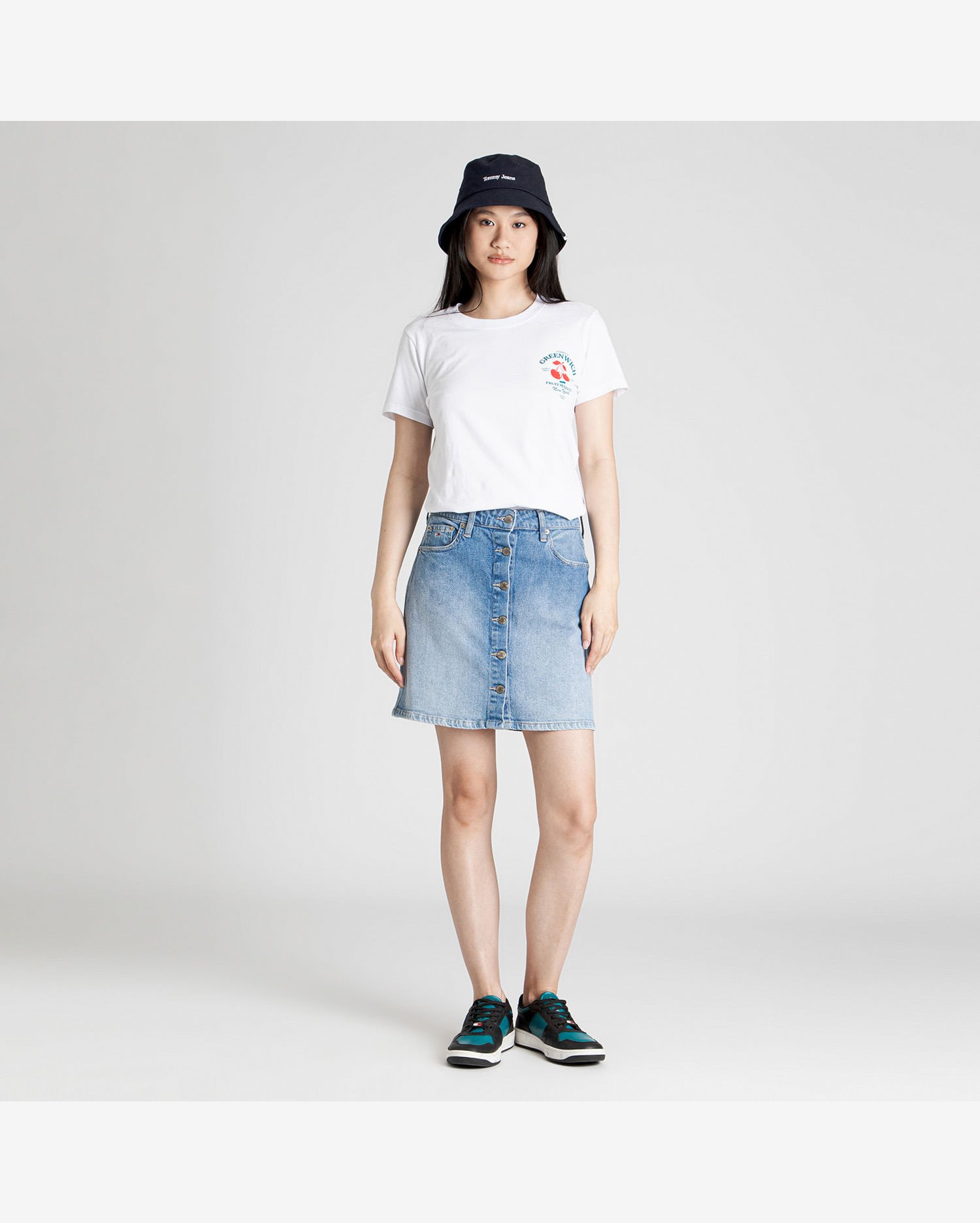 Camiseta Novelty Cerejas Tommy Jeans
