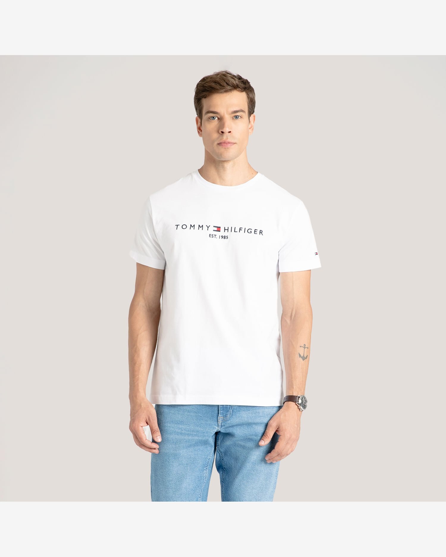 Camiseta Clássica Logo