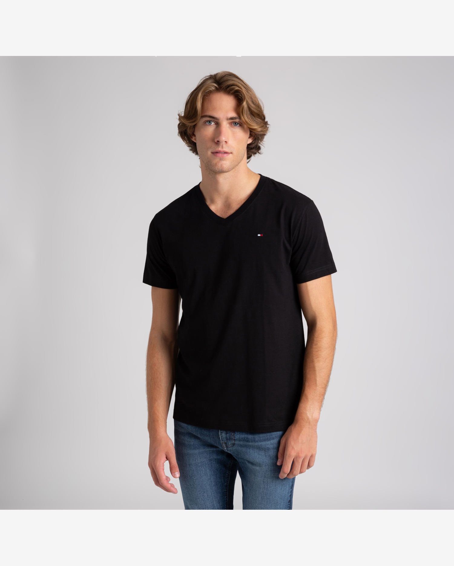 Camiseta Clássica Gola V